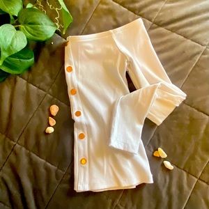 Guess- Off Shoulder Top- White- Small